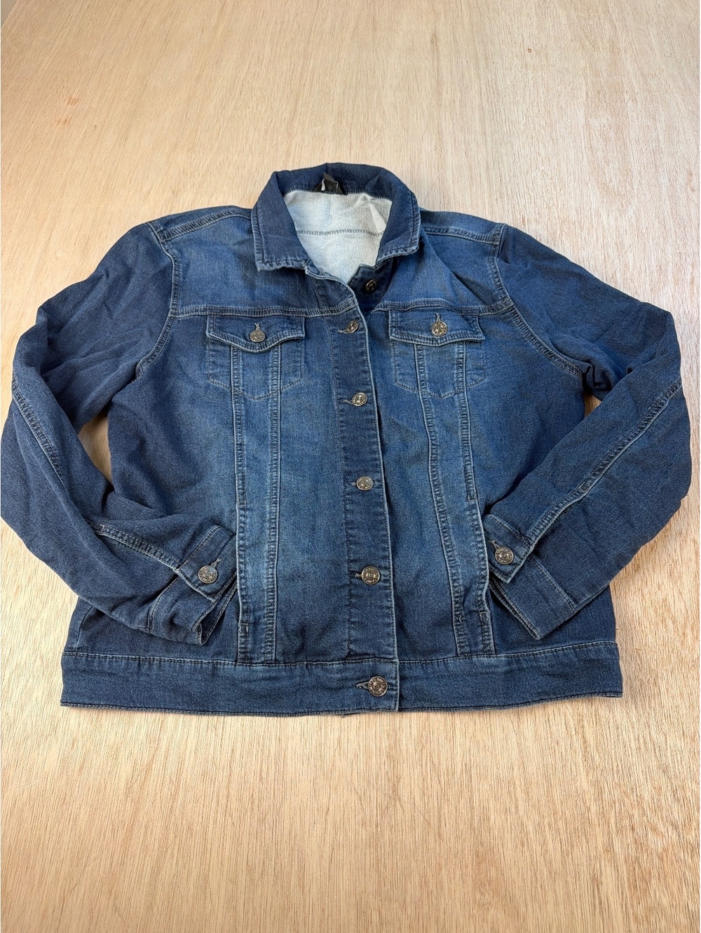 Buffalo David Bitton Classic Knit Stretch Denim Jacket Medium Wash Large EUC
